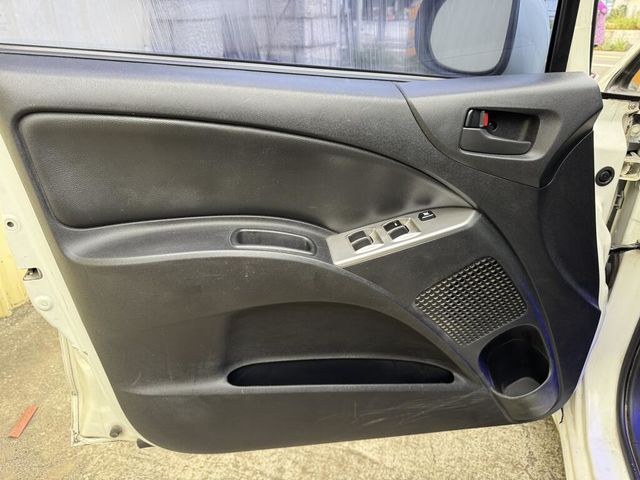 MITSUBISHI三菱 COLT PLUS  第15張相片