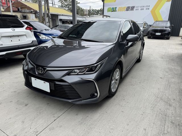 TOYOTA豐田 ALTIS  第1張相片