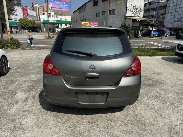 NISSAN日產 TIIDA  第6張相片