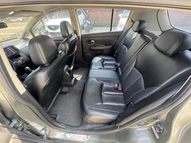 NISSAN日產 TIIDA  第8張相片