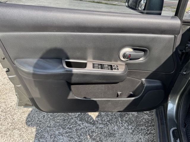 NISSAN日產 TIIDA  第14張相片