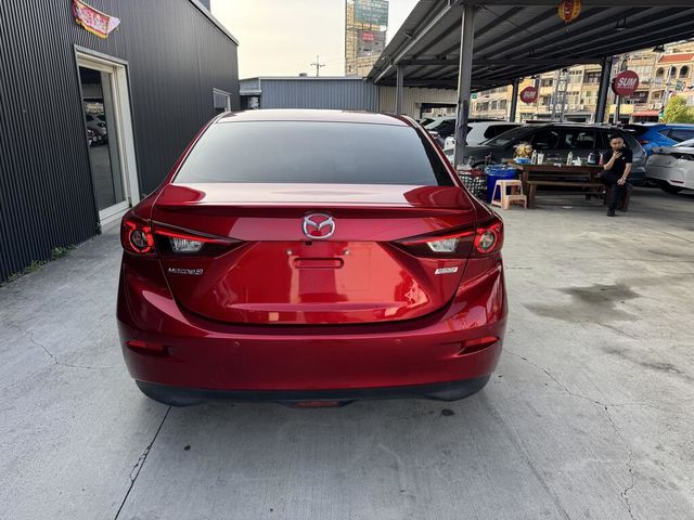 MAZDA馬自達 MAZDA 3  第6張相片