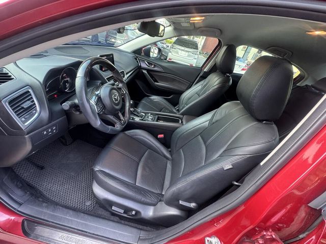 MAZDA馬自達 MAZDA 3  第7張相片