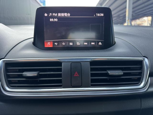 MAZDA馬自達 MAZDA 3  第11張相片