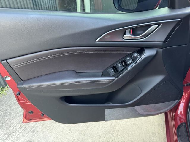 MAZDA馬自達 MAZDA 3  第14張相片