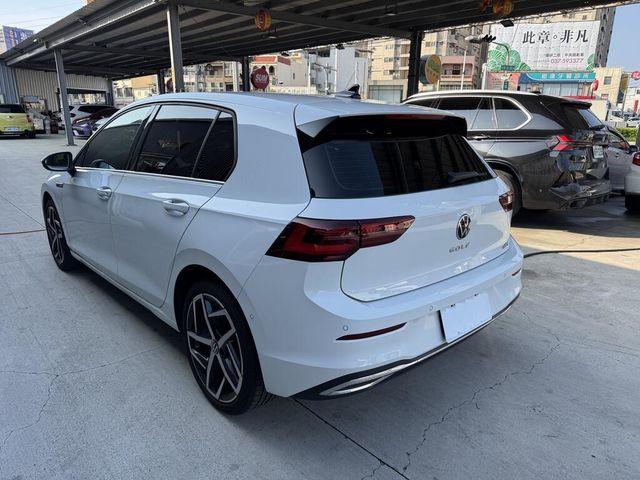 VOLKSWAGEN福斯 GOLF  第4張相片