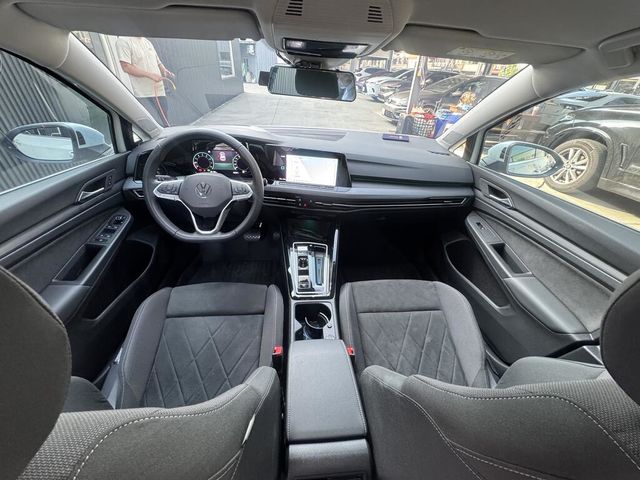 VOLKSWAGEN福斯 GOLF  第10張相片