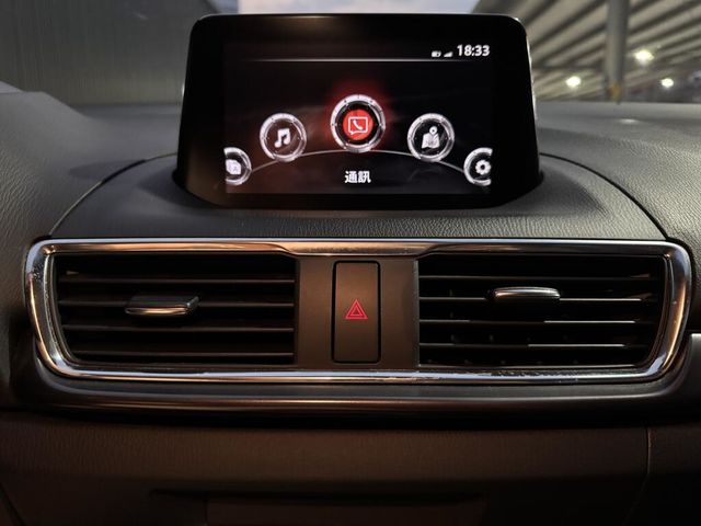 MAZDA馬自達 MAZDA 3  第12張相片