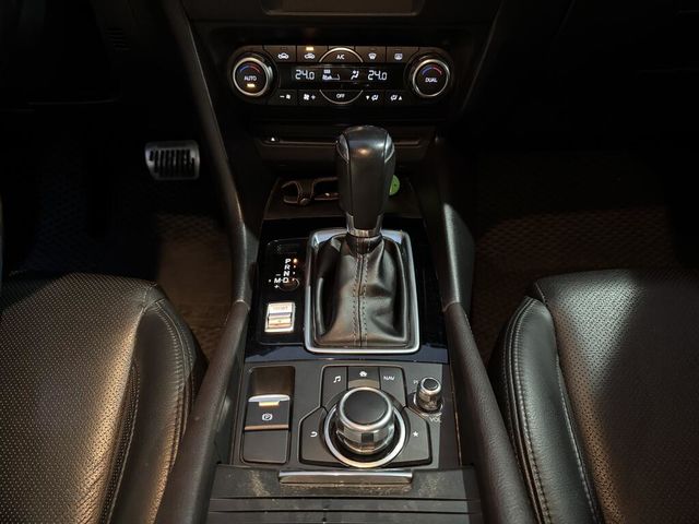 MAZDA馬自達 MAZDA 3  第13張相片
