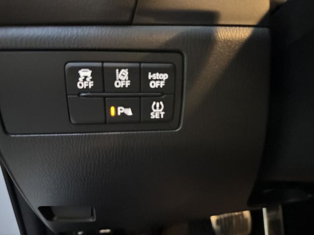 MAZDA馬自達 MAZDA 3  第14張相片