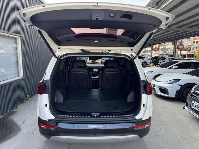 HYUNDAI現代 CUSTIN  第7張相片