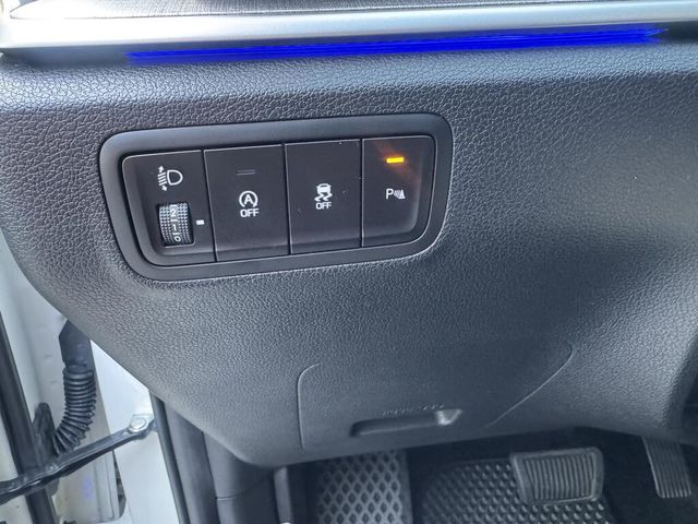 HYUNDAI現代 CUSTIN  第14張相片