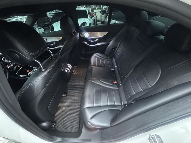 M-BENZ賓士 C300  第8張相片