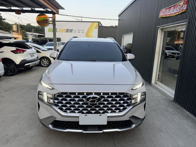 HYUNDAI現代 SANTA FE  第5張相片