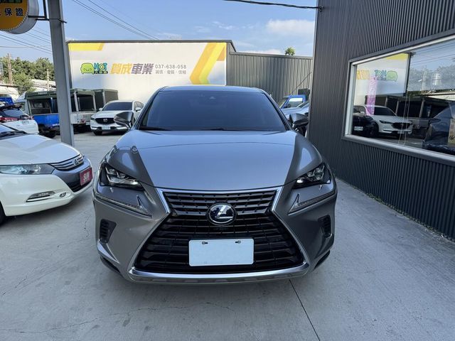 LEXUS凌志 NX300H  第5張相片