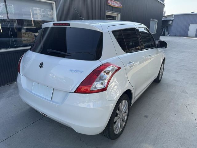 SUZUKI鈴木 SWIFT  第2張相片