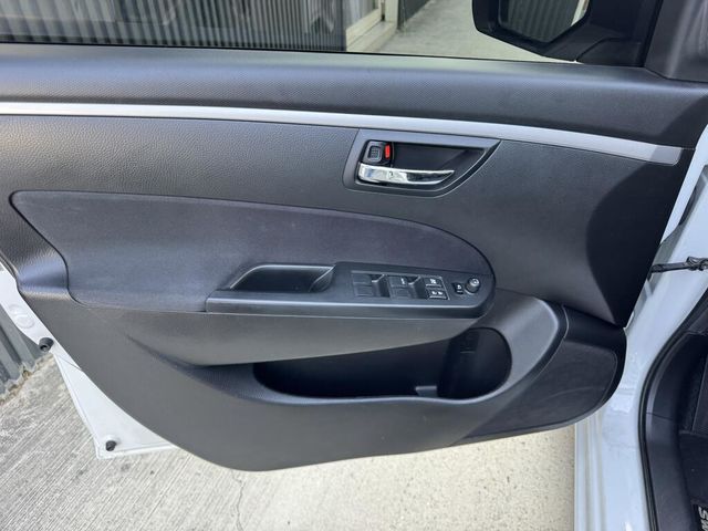 SUZUKI鈴木 SWIFT  第15張相片