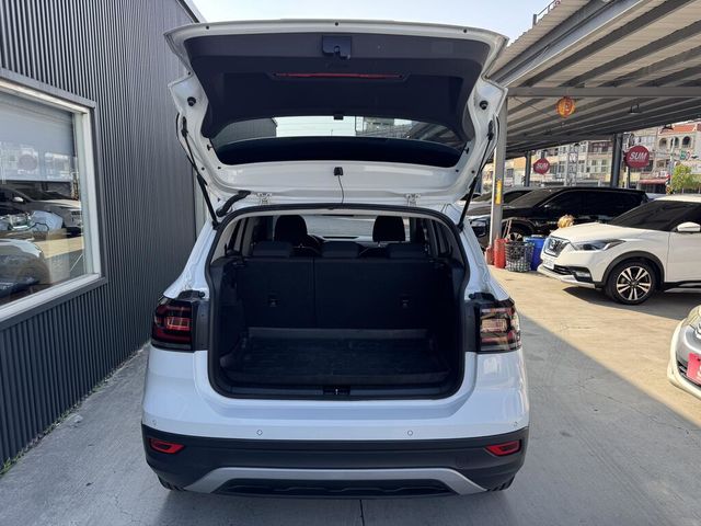 VOLKSWAGEN福斯 T-CROSS  第7張相片
