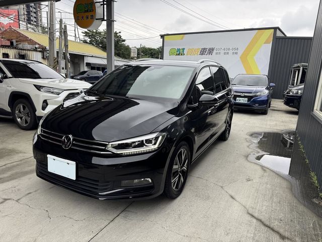 VOLKSWAGEN福斯 TOURAN  第1張相片