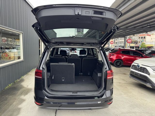 VOLKSWAGEN福斯 TOURAN  第7張相片