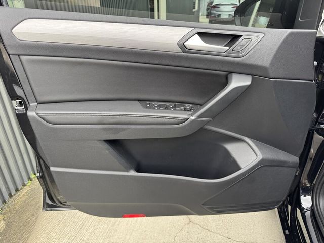 VOLKSWAGEN福斯 TOURAN  第15張相片