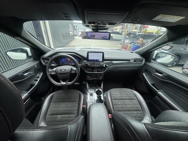 FORD福特 KUGA  第10張相片