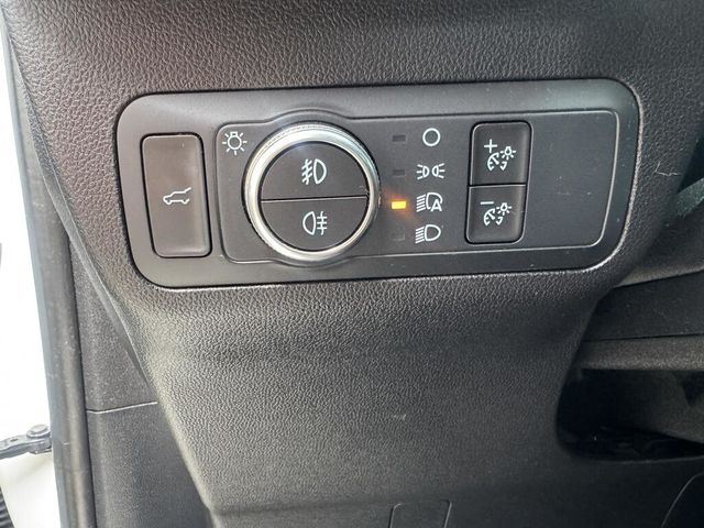 FORD福特 KUGA  第14張相片
