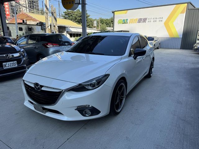 MAZDA馬自達 MAZDA 3  第1張相片