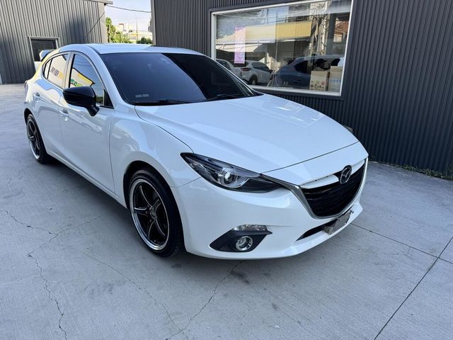 MAZDA馬自達 MAZDA 3  第3張相片