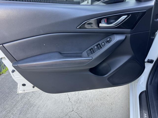 MAZDA馬自達 MAZDA 3  第15張相片
