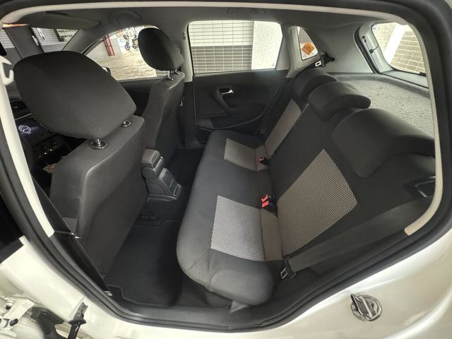 VOLKSWAGEN福斯 POLO  第9張相片