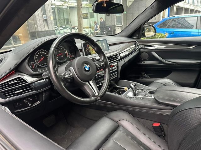 BMW寶馬 X6  第7張相片