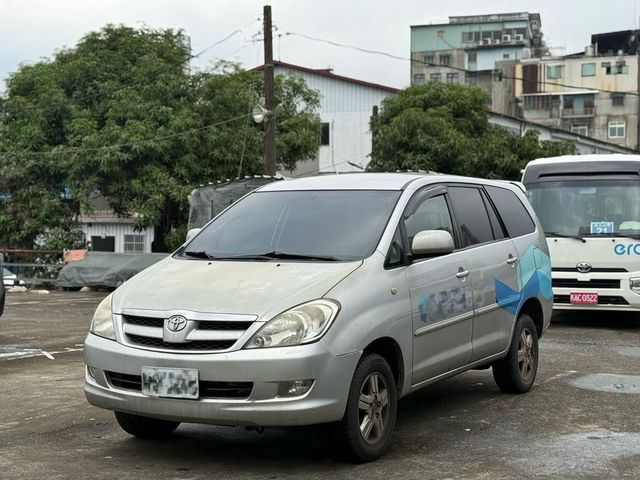 TOYOTA豐田 INNOVA  第1張相片