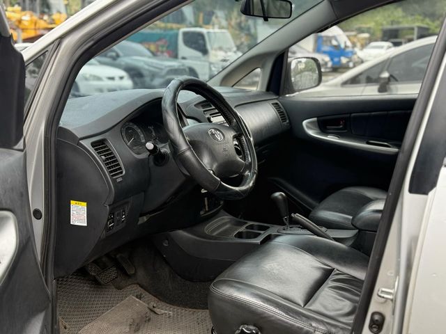 TOYOTA豐田 INNOVA  第5張相片