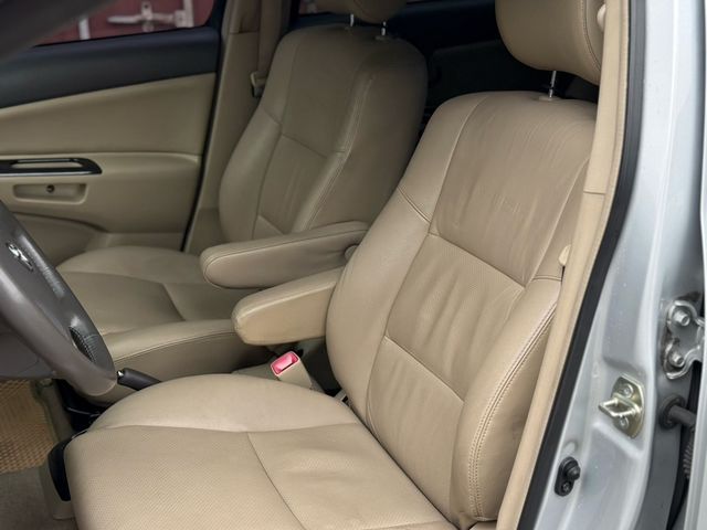 TOYOTA豐田 WISH  第11張相片