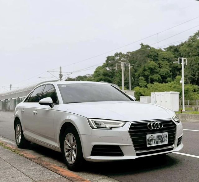 AUDI奧迪 A4  第2張相片