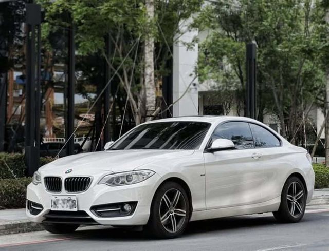 BMW寶馬 220I  第1張相片