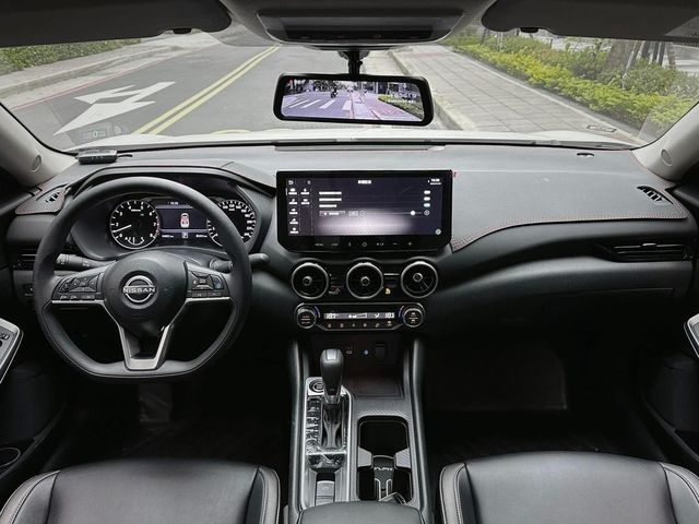 NISSAN日產 SENTRA  第6張相片