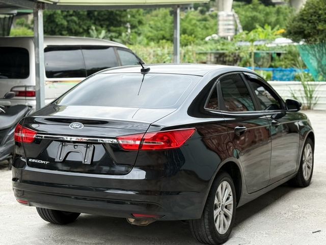 FORD福特 ESCORT  第3張相片