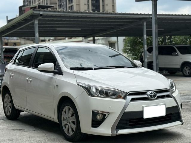 TOYOTA豐田 YARIS  第2張相片