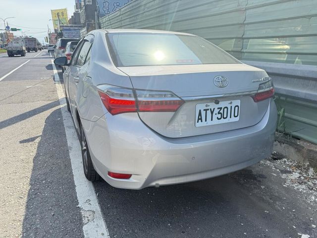 TOYOTA豐田 ALTIS  第5張相片
