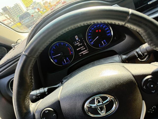 TOYOTA豐田 ALTIS  第6張相片