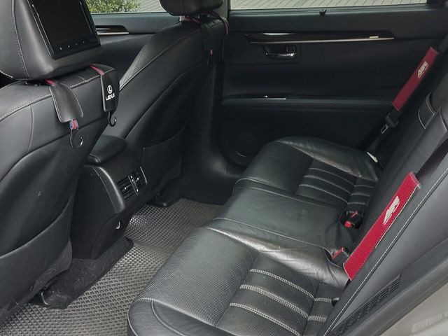 LEXUS凌志 ES300H  第5張相片
