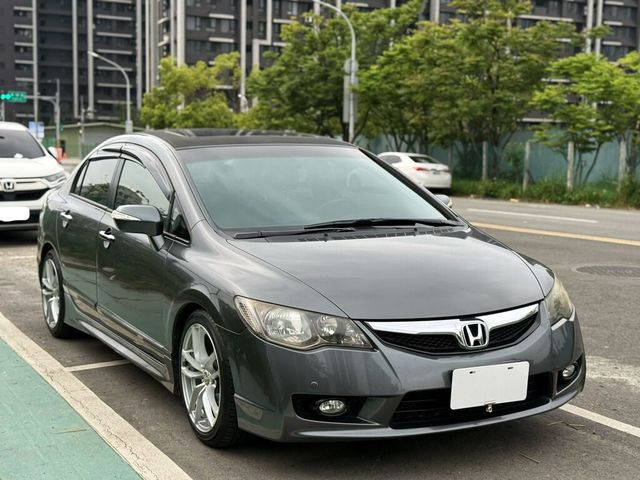 HONDA本田 CIVIC  第2張相片