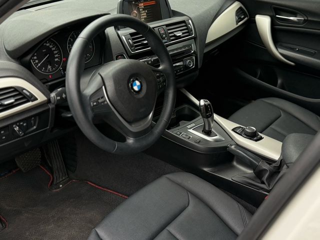 BMW寶馬 118I  第7張相片