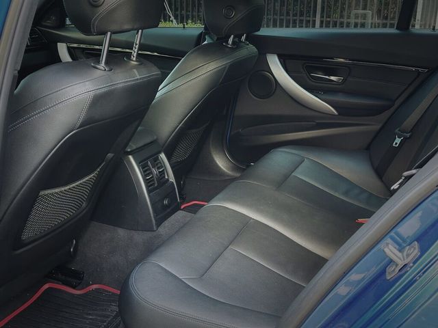 BMW寶馬 320I M SPORT  第8張相片