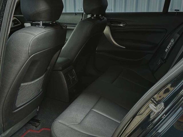 BMW寶馬 118I  第8張相片