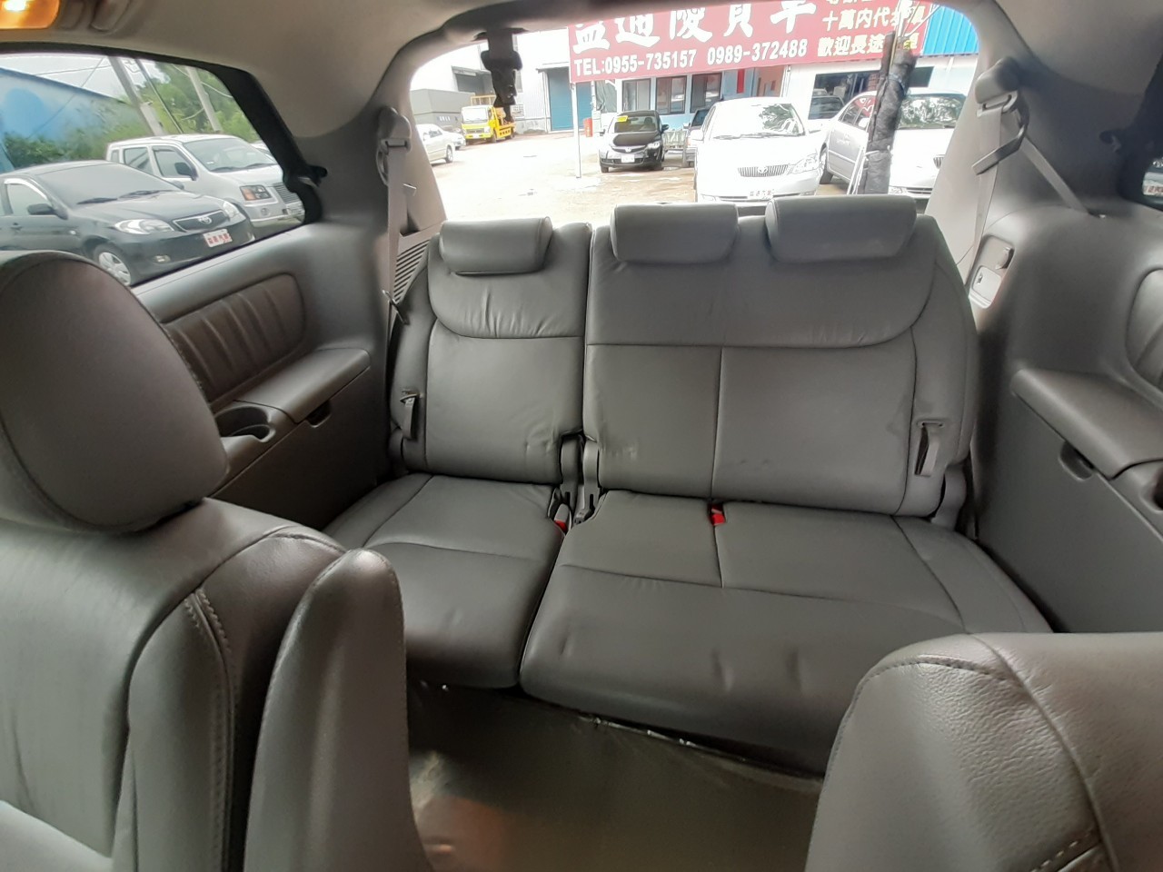 SIENNA 傳說中的豪門孝親車 里程數五萬英哩 幸福滿載大器駕馭  第8張相片
