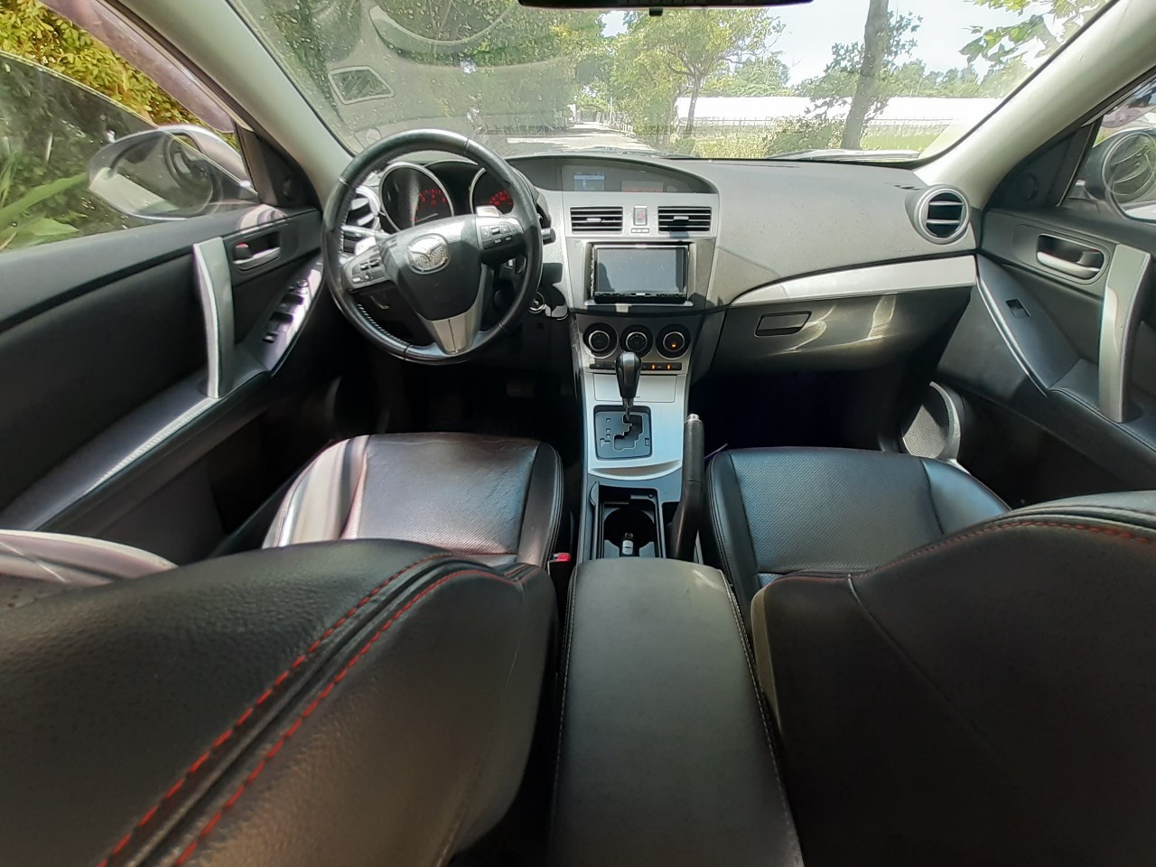 2011年 MAZDA3 2.0 里程數8萬 女用美車  第5張相片