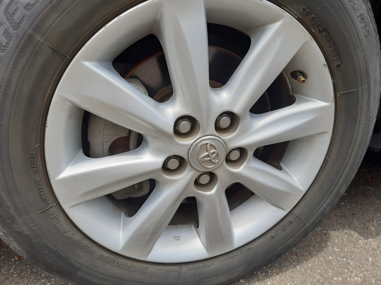 TOYOTA WISH   第12張相片